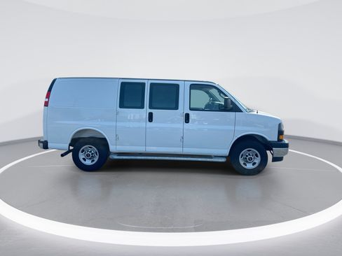 Used 2025 GMC Savana 2500 w/ Driver Convenience Package RWD image 10