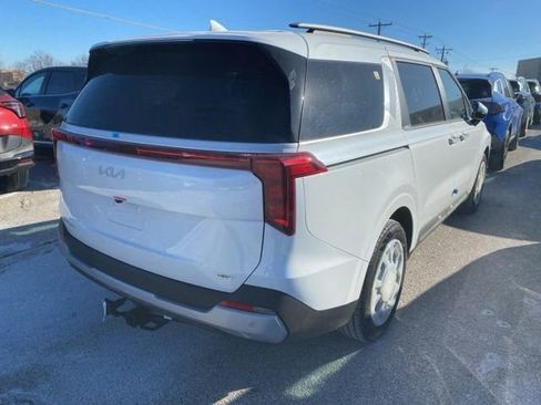 New 2026 Kia Carnival EX image 2