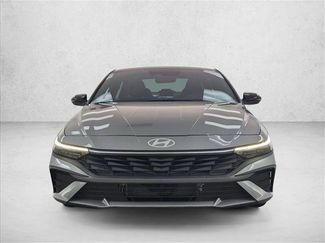 Certified 2025 Hyundai Elantra SEL FWD video 2