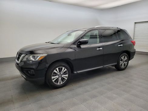 Used 2019 Nissan Pathfinder SV AWD/4WD image 2