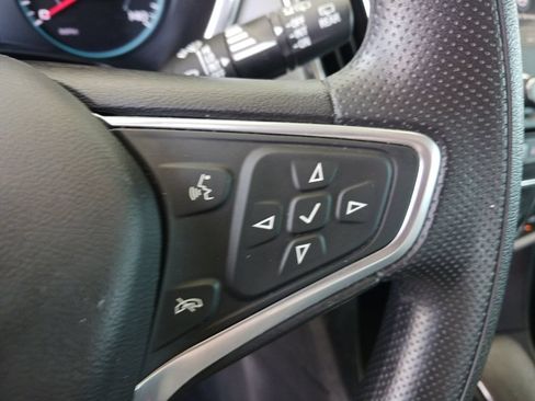 Used 2023 Chevrolet Equinox LS FWD image 29