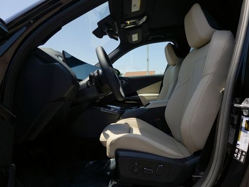Used 2026 BMW X3 xDrive30 w/ Premium Package AWD/4WD image 8