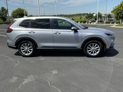 Used 2025 Honda CR-V EX-L image 2