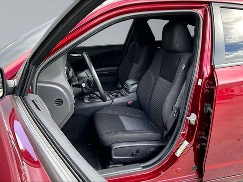 Used 2023 Dodge Charger SXT w/ Blacktop Package image 3