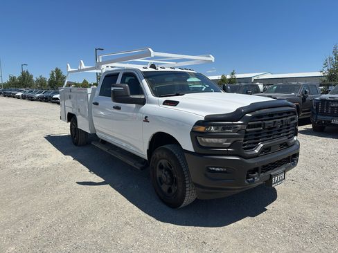 Used 2026 RAM 3500 Tradesman AWD/4WD image 7