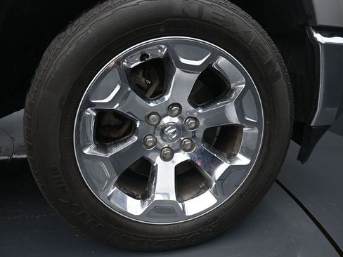 Used 2022 RAM 1500 Big Horn AWD/4WD image 11
