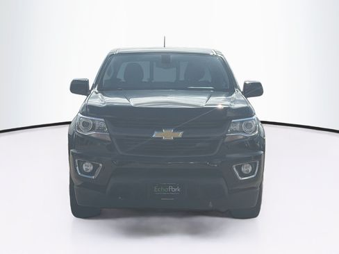 Used 2020 Chevrolet Colorado Z71 AWD/4WD image 2