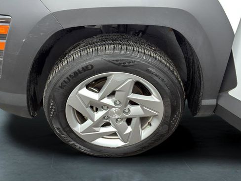 Used 2024 Hyundai Kona SE AWD/4WD image 30