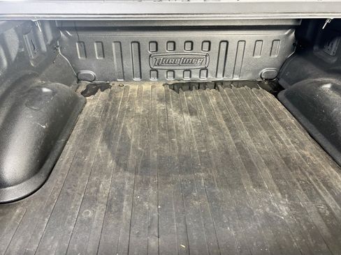 Used 2019 Ford F150 XLT w/ Equipment Group 302A Luxury AWD/4WD image 23