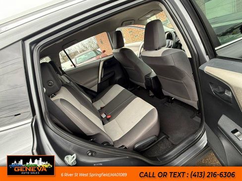 Used 2013 Toyota RAV4 LE image 12