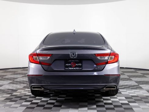 Used 2018 Honda Accord Sport image 6