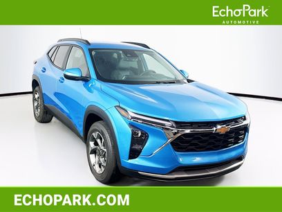 Used 2025 Chevrolet Trax LT w/ Driver Confidence Package