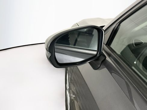 Used 2025 Honda HR-V LX image 16