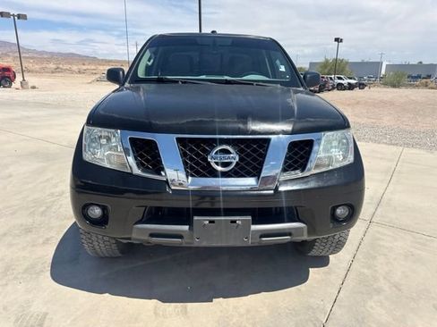 Used 2014 Nissan Frontier SV w/ SV Value Truck Package AWD/4WD image 6
