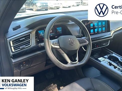 Used 2024 Volkswagen Atlas Cross Sport SE AWD/4WD image 7
