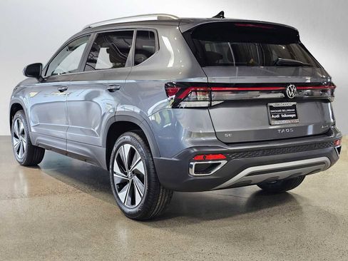 New 2026 Volkswagen Taos SE AWD/4WD image 5