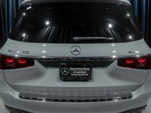 New 2026 Mercedes-Benz GLS 450 4MATIC image 6