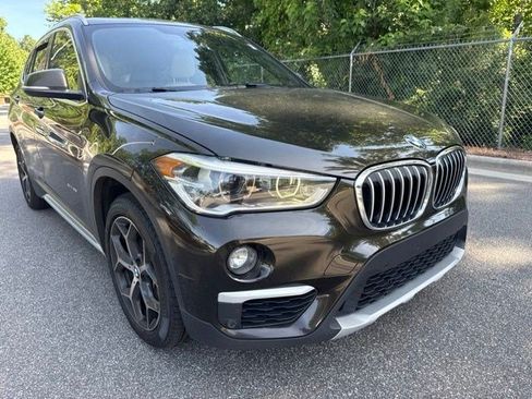 Used 2016 BMW X1 xDrive28i AWD/4WD image 10