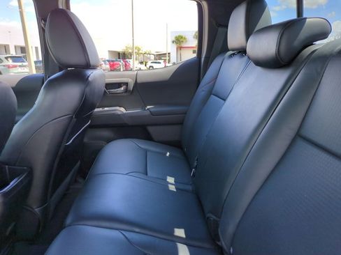 Used 2022 Toyota Tacoma TRD Pro image 19