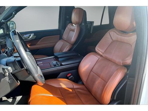 Used 2021 Lincoln Navigator Reserve AWD/4WD image 20