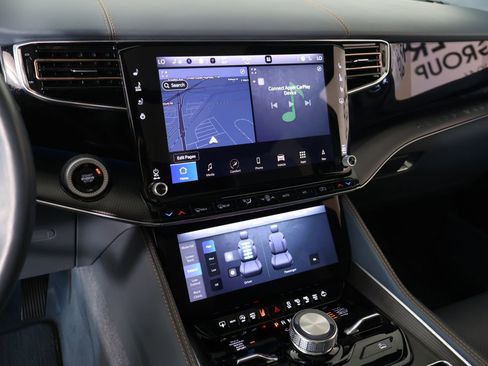 Used 2024 Jeep Grand Wagoneer L Series III w/ Rear Seat Video Group 1 image 5