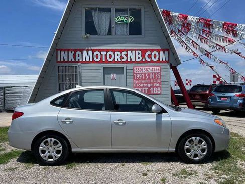 Used 2010 Hyundai Elantra GLS FWD image 8