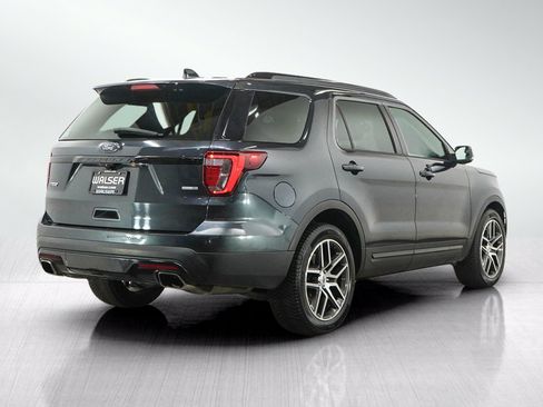 Used 2017 Ford Explorer Sport AWD/4WD image 5