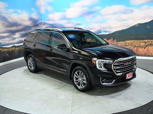 Used 2024 GMC Terrain SLT image 1