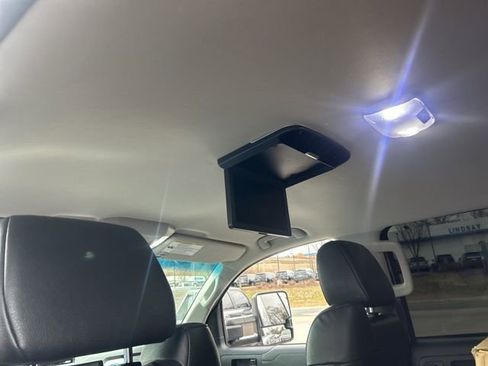 Used 2016 Toyota Tundra Limited image 16