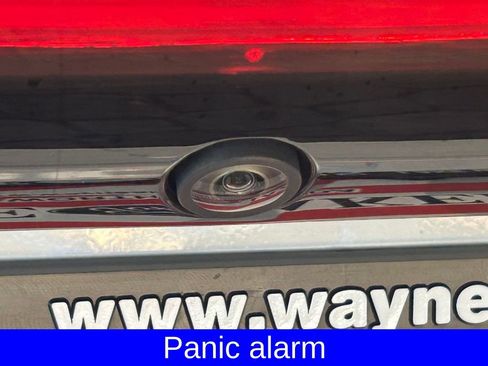 Used 2024 Chrysler Pacifica Touring-L image 20