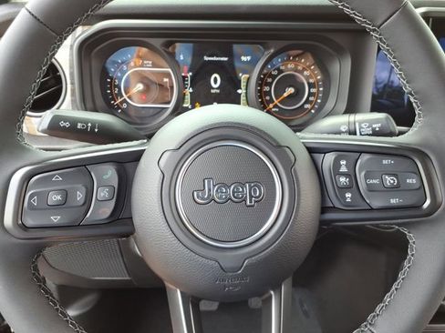 New 2026 Jeep Gladiator Sport AWD/4WD image 10