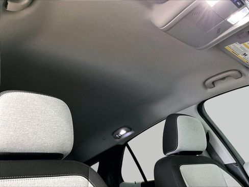 Used 2023 Chevrolet Equinox LS w/ LS Convenience Package FWD image 17