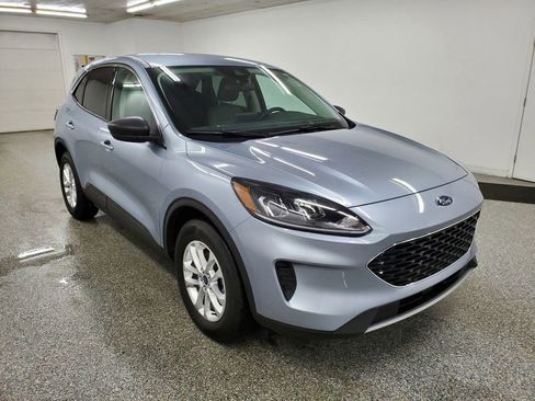 Used 2022 Ford Escape SE w/ Convenience Package image 3