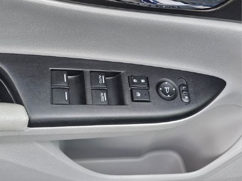 Used 2013 Honda Accord EX-L image 28