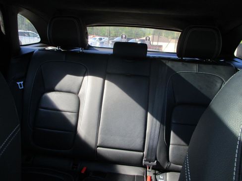 Used 2020 Jaguar F-PACE S image 17