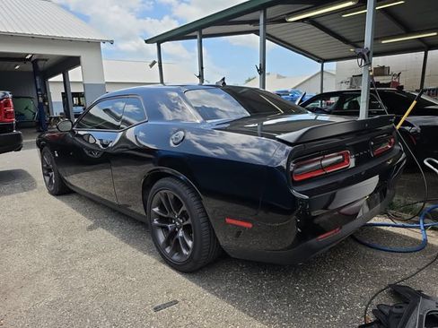 Used 2021 Dodge Challenger R/T Scat Pack RWD image 5