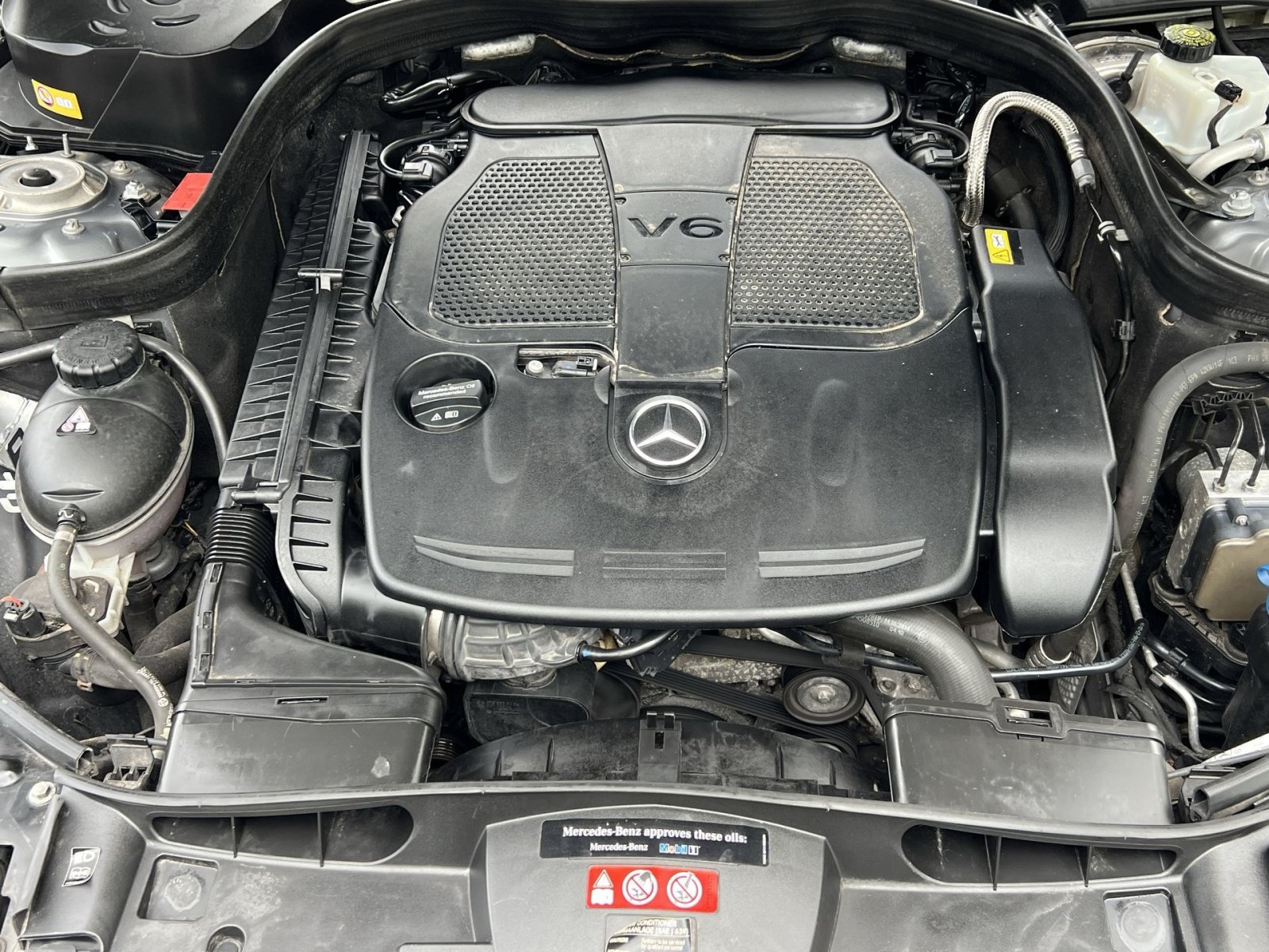 Used 2015 Mercedes-Benz E 350 4MATIC Sedan image 34