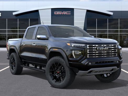 New 2026 GMC Canyon Denali image 7