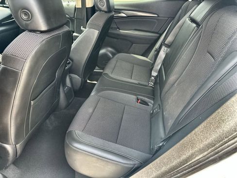 Used 2022 Buick Envision Preferred image 16