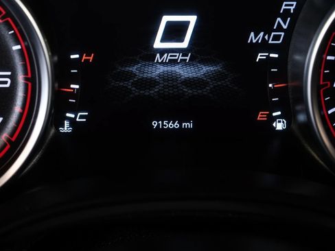 Used 2022 Dodge Charger R/T w/ Performance Handling Group RWD image 16