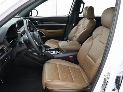 Used 2022 Kia Telluride SX w/ SX Prestige Package image 10