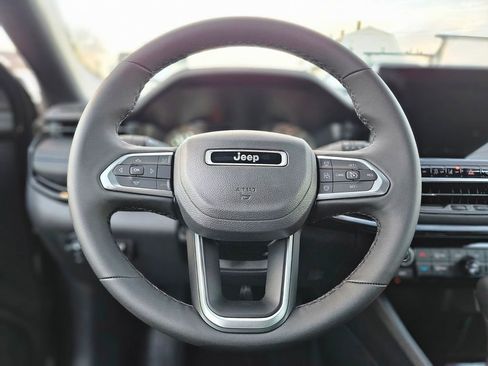 New 2026 Jeep Compass Limited image 21