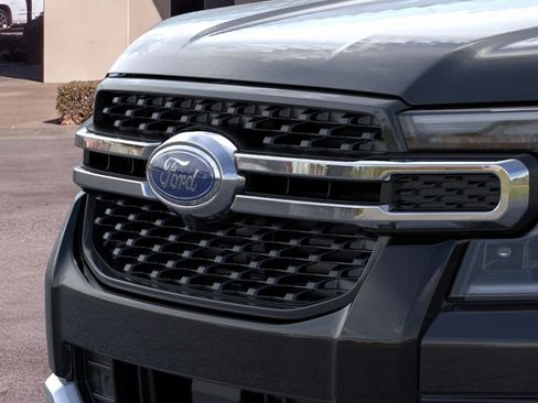 New 2026 Ford Ranger Lariat w/ FX4 Off-Road Package AWD/4WD image 17