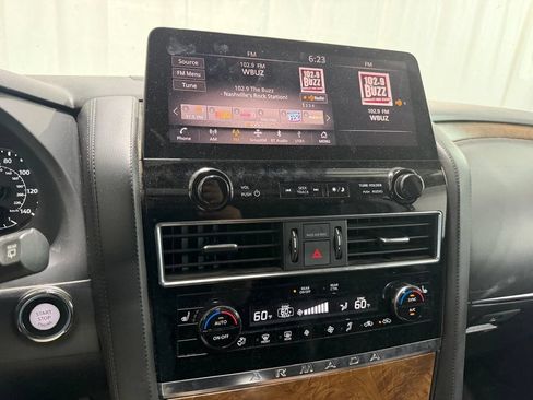 Used 2022 Nissan Armada SL w/ Captain's Chairs Package AWD/4WD image 18