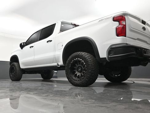 Used 2023 Chevrolet Silverado 1500 ZR2 w/ ZR2 Bison Edition AWD/4WD image 22
