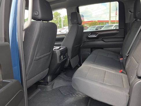 Used 2025 Chevrolet Silverado 2500 LT AWD/4WD image 5