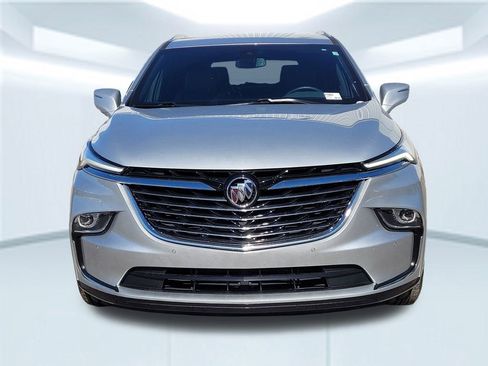 Used 2022 Buick Enclave Essence image 10