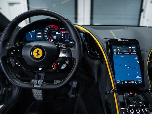 Used 2021 Ferrari Roma RWD image 44