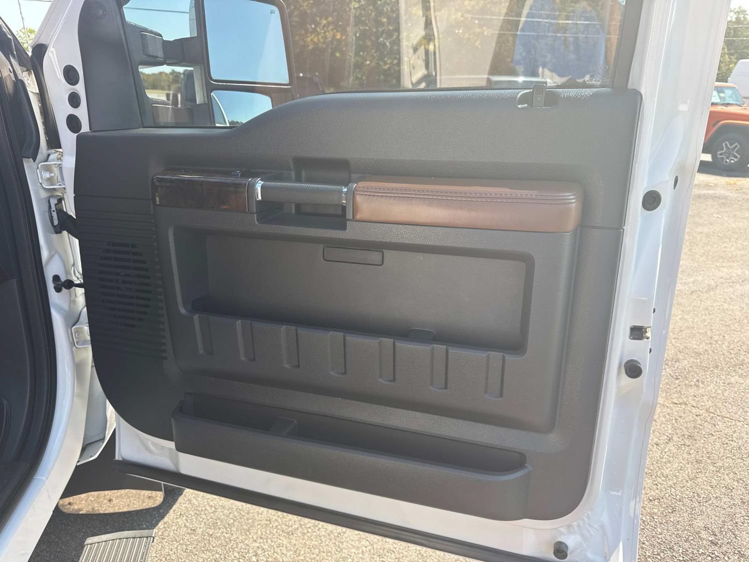 Used 2013 Ford F350 Platinum AWD/4WD image 15