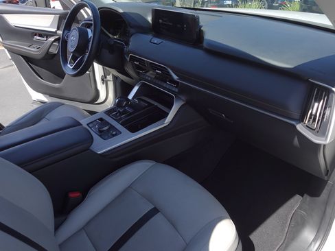 Used 2024 MAZDA CX-90 Plug-In Hybrid w/ Preferred AWD/4WD image 13